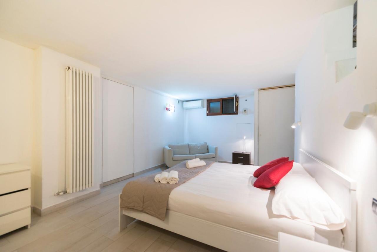 Loft - Porta Venezia - M3 Repubblica * Milaan
